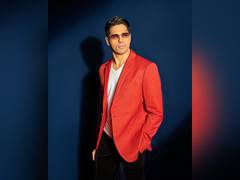 
      
      Sidharth Malhotra wraps 'Indian Police Force'
      
      