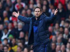 
      
      Everton sack manager Frank Lampard after loss to West Ham United 
      
      
