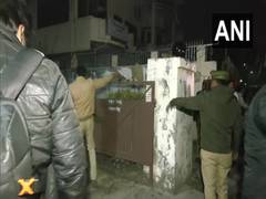 
      
      3 die as residential building collapses in Lucknow
      
      