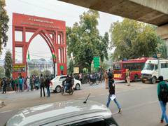 
      
      Delhi Police detains 4 Jamia students for creating ruckus
      
      