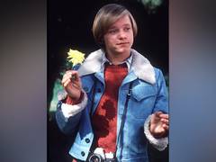 
      
      Star of 'James at 15' Lance Kerwin is no more!
      
      