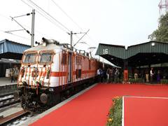 
      
      No free travel to police gallantry awardees in Rajdhani, Shatabdi
      
      