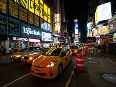 
      
      Study reveals traffic pollution affects brain function
      
      