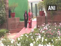 
      
      President Droupadi Murmu graced opening of 'Amrit Udyan'
      
      