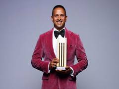 
      
      Khawaja bags Shane Warne Men's Test Player of the Year award
      
      
