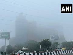 
      
      Dense fog engulfs Delhi-NCR
      
      