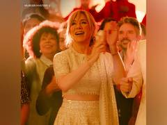 
      
      Jennifer Aniston turns 'desi girl', wears Manish Malhotra lehenga
      
      