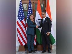 
      
      Foreign Secy Vinay Kwatra meets top US diplomat Victoria Nuland
      
      