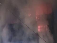 
      
      Uttar Pradesh: Massive fire breaks out in clothing showroom
      
      