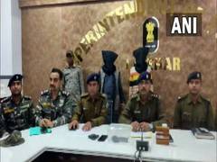 
      
      Jharkhand: Police arrest 2 PLFI Naxals; arms, phones recovered
      
      