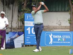 
      
      Aryan Roopa Anand storms into six-shot lead with brilliant 63
      
      