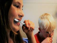 
      
      Poor oral health may contribute to declines in brain health
      
      