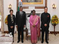 
      
      Singapore Chief Justice calls on President Murmu
      
      