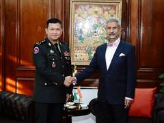 
      
      Jaishankar meets Cambodian lieutenant general Hun Manet
      
      