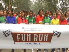 
      
      Actor Darsheel Safary flags off Fun Run Marathon in Siliguri
      
      