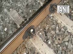 
      
      Bihar: Railway track worth crores illegally sold to scrap dealer
      
      