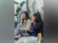 
      
      Quality conversation with a friend can boost daily well-being
      
      