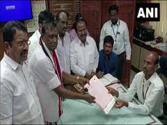 
      
      AIADMK's KS Thennarasu files nomination for Erode East by-poll
      
      