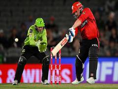 
      
      Aaron Finch extends stay with BBL side Melbourne Renegades follow
      
      