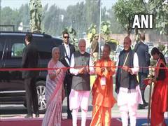 
      
      PM Modi arrives at UP Global Investors Summit 2023 in Lucknow
      
      