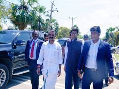 
      
      MoS L Murugan visits Sri Lanka's Thalaimannar
      
      