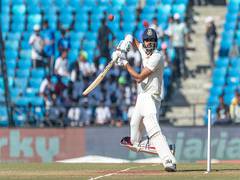 
      
      Axar, Shami help India gain 223 run lead, hosts all out for 400 
      
      