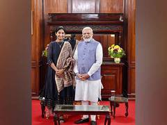 
      
      When PM Modi exclaimed 'aiyyo' on meeting comedian Shraddha
      
      