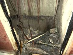 
      
      Maharashtra: Woman killed in fire at Kurla high-rise
      
      