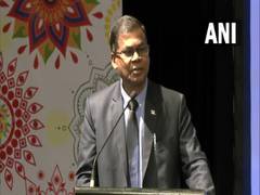 
      
      'Bharat Mata Ki Jai' slogans in Fiji as Deputy PM praises India
      
      