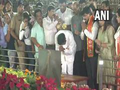 
      
      Eknath Shinde visits Balasaheb Thackeray memorial in Mumbai
      
      