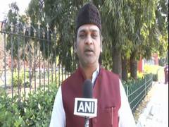 
      
      Tipu Sultan's descendants slam Cong, BJP for polarising votes 
      
      