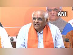 
      
      Gujarat passes bill to prevent paper leak in public exams
      
      