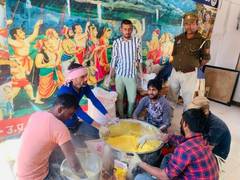 
      
      UP: Herbal gulal made by prisoners under Skill Development 
      
      