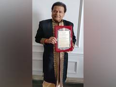 
      
      Singer Anup Jalota receives Sangeet Natak Akademi Award
      
      