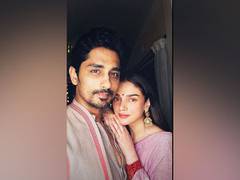 
      
      Aditi Rao Hydari, Siddharth groove to Tum tum song
      
      