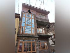 
      
      Do not provide shelter to terrorists: Srinagar Police
      
      