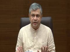 
      
      India's mobile exports to exceed USD 10 bn this year: Vaishnaw
      
      