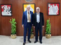 
      
      Microsoft founder Bill Gates meets RBI Governor Shaktikanta Das
      
      