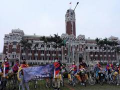 
      
      Tibetans in Europe to protest against China in Rome
      
      