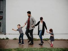 
    Protective parenting might help kids avoid health problems 
    