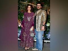 
      
      Sonali Bendre shares inside pictures from fashion event
      
      