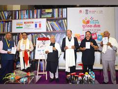 
      
      D.P. Yadav's Book Waqt Sakshi Hai released at the World Book Fair
      
      