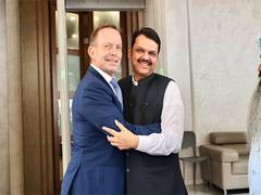 
      
      Former Australian PM Tony Abbott calls on Devendra Fadnavis
      
      
