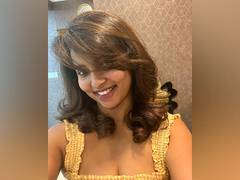 
      
      Actor Anicka Vikhraman accuses former boyfriend of physical abuse
      
      