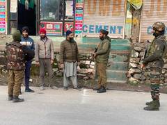 
      
      Army, J-K police hold joint security meetings 
      
      