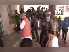 
      
      Amit Shah meets with Tirpa Motha Chief, others in Agartala
      
      