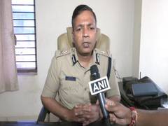 
      
      Karnataka: Authorities denied permission to install Kamanna idol
      
      