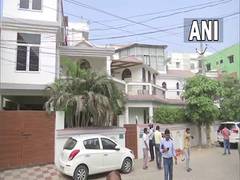 
      
      ED raids former RJD MLA Abu Dojana's premises in Patna
      
      