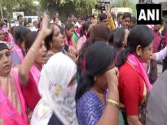 
      
      BRS workers protest against Telangana BJP chief
      
      