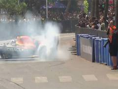 
      
      Mumbai: Car catches fire during Oracle Red Bull racing in Bandra
      
      
